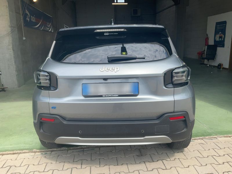 Jeep Avenger electric drive 115 kW Summit Electric — zdjęcie 5