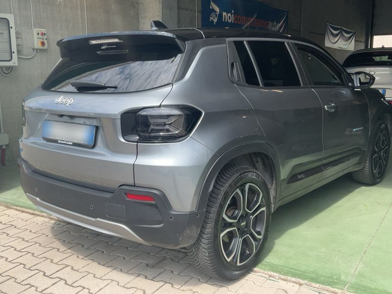 Jeep Avenger electric drive 115 kW Summit Electric — zdjęcie 6