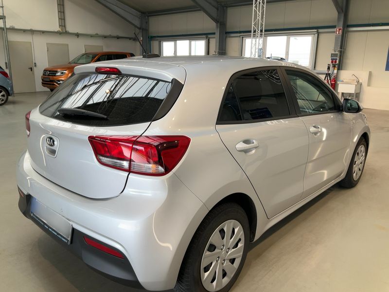 Kia Rio 1.2 Edition 7 — zdjęcie 6
