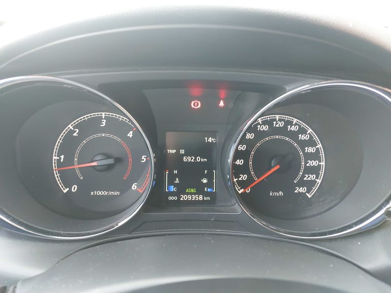 Mitsubishi ASX 1.8 DI-D Invite 2WD — zdjęcie 12