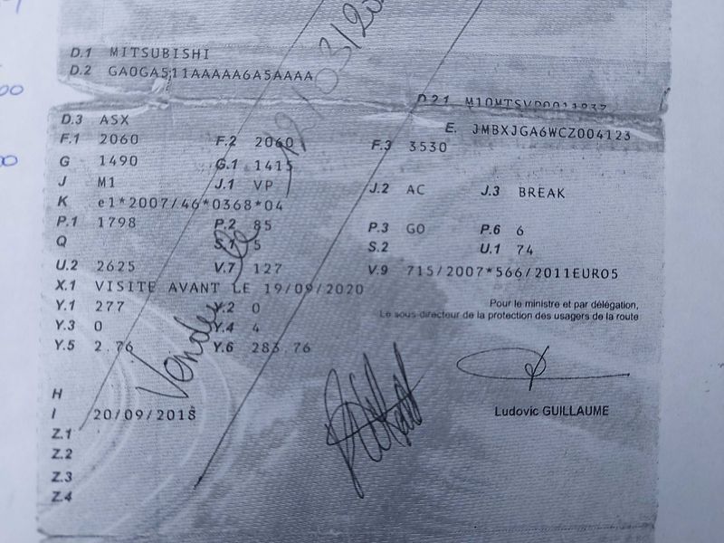 Mitsubishi ASX 1.8 DI-D Invite 2WD — zdjęcie 14