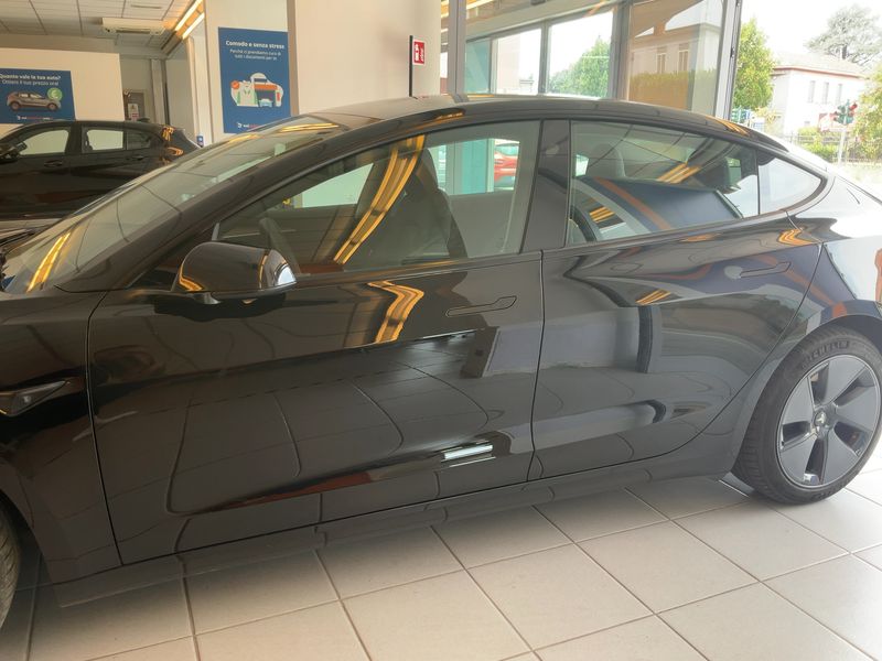 Tesla Model 3 Standard Range 2023 – снимка 4