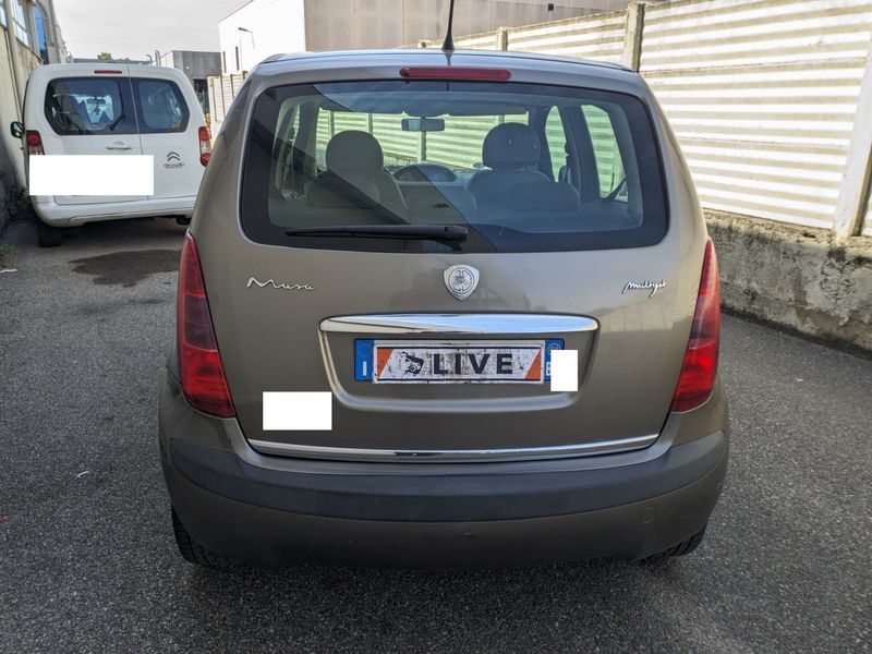 Lancia Musa 1.9 JTD Multijet Oro — zdjęcie 4