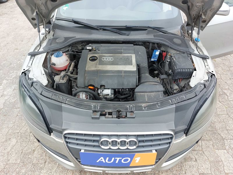 Audi TT 2.0 TFSI Roadster — zdjęcie 8