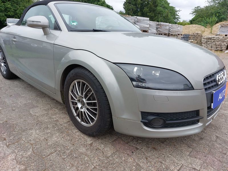 Audi TT 2.0 TFSI Roadster — zdjęcie 6