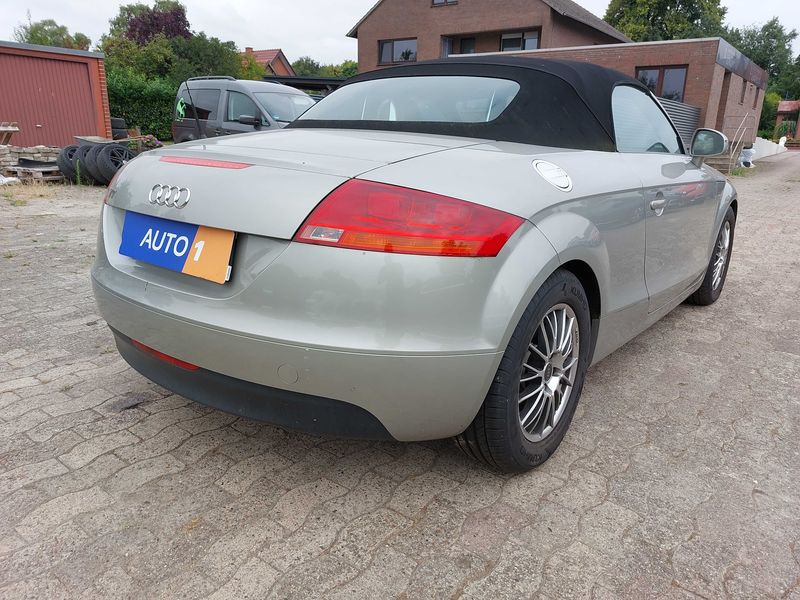 Audi TT 2.0 TFSI Roadster — zdjęcie 5
