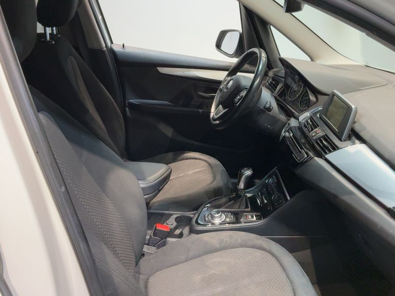 BMW 2er 218i Gran Tourer Advantage — zdjęcie 11