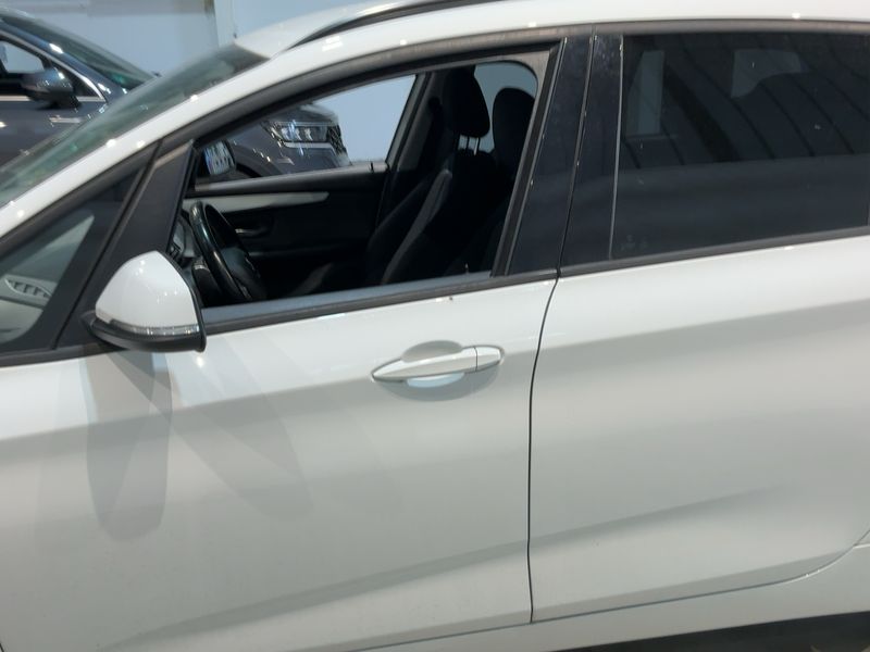 BMW 2er 218i Gran Tourer Advantage — zdjęcie 4