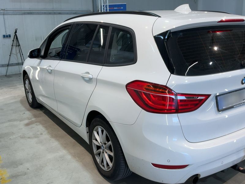 BMW 2er 218i Gran Tourer Advantage — zdjęcie 3