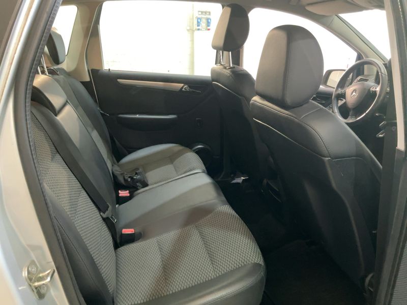 Mercedes-Benz A-Klasse A 160 Avantgarde 2010 – снимка 19