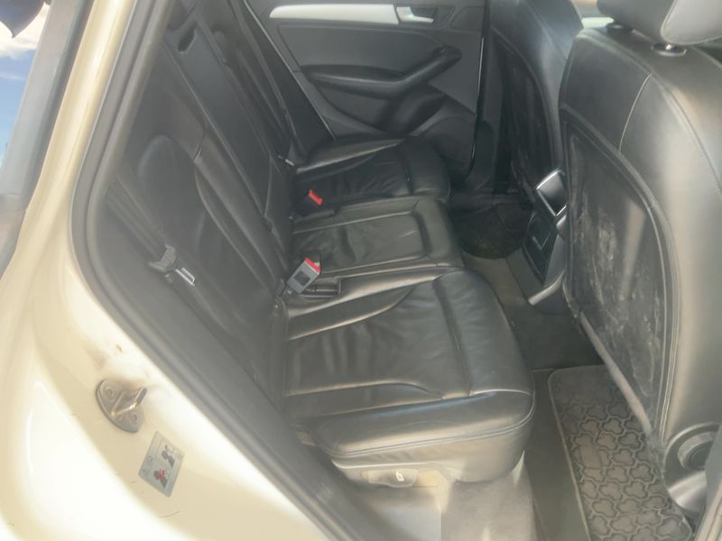 Audi Q5 2.0 TDI quattro — zdjęcie 14