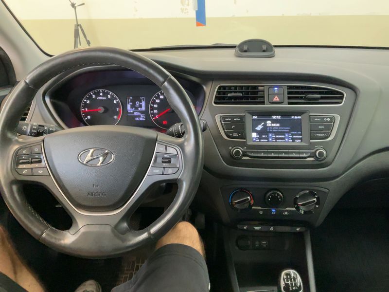 Hyundai i20 1.0 TGDI Trend Blue — zdjęcie 12