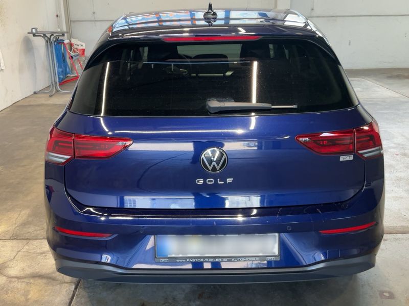 Volkswagen Golf VIII 2.0 TDI Life — zdjęcie 5