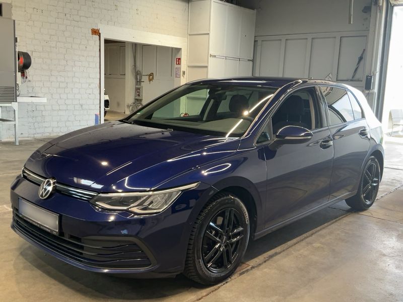Volkswagen Golf VIII 2.0 TDI Life — zdjęcie 1