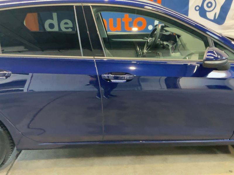 Volkswagen Golf VIII 2.0 TDI Life — zdjęcie 7
