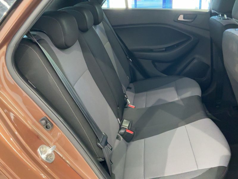 Hyundai i20 1.0 TGDI Trend — zdjęcie 14