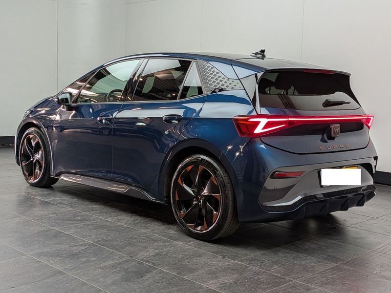 Cupra Born electric drive 150 kW — zdjęcie 2