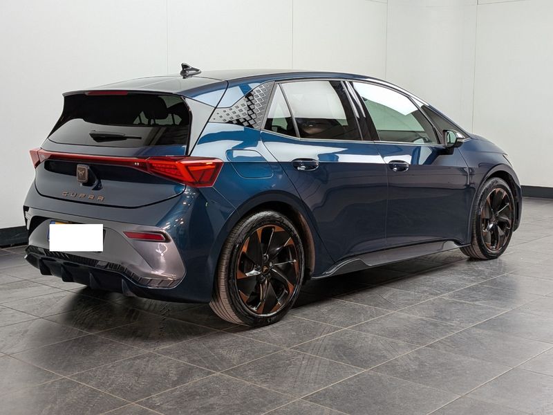 Cupra Born electric drive 150 kW — zdjęcie 3