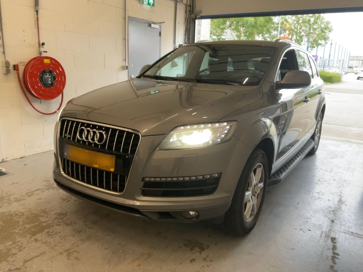 Audi Q7 2011