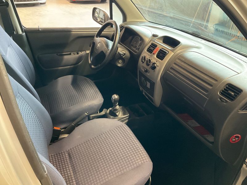 Opel Agila 1.2 Edition — zdjęcie 3