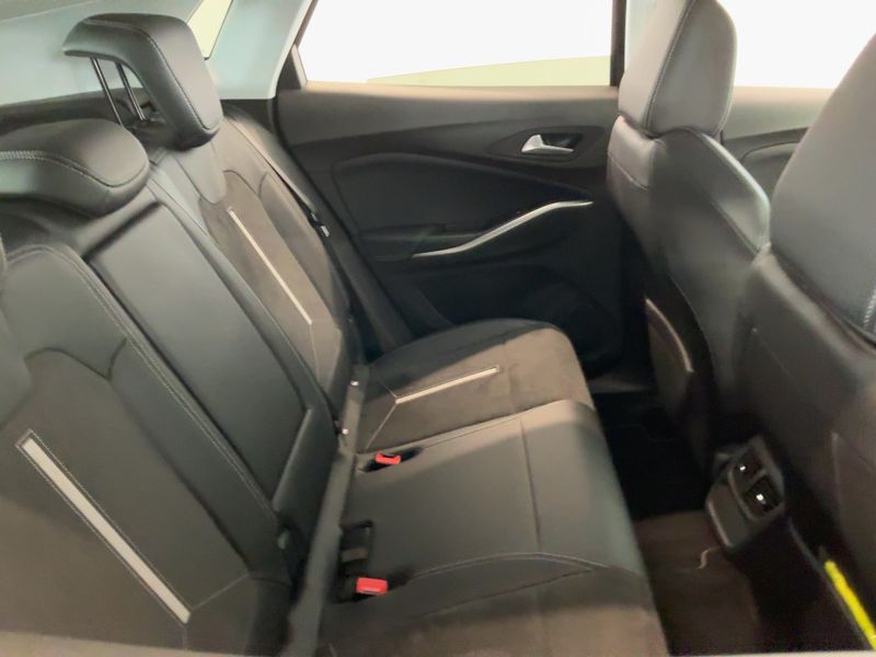 Opel Grandland X 1.6 Plug-in Hybrid 4 GSe — zdjęcie 14