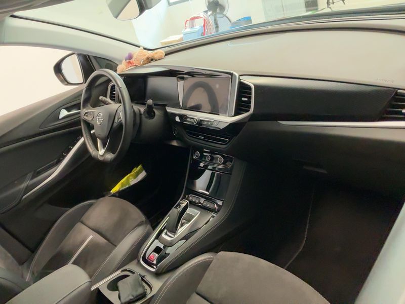 Opel Grandland X 1.6 Plug-in Hybrid 4 GSe — zdjęcie 12