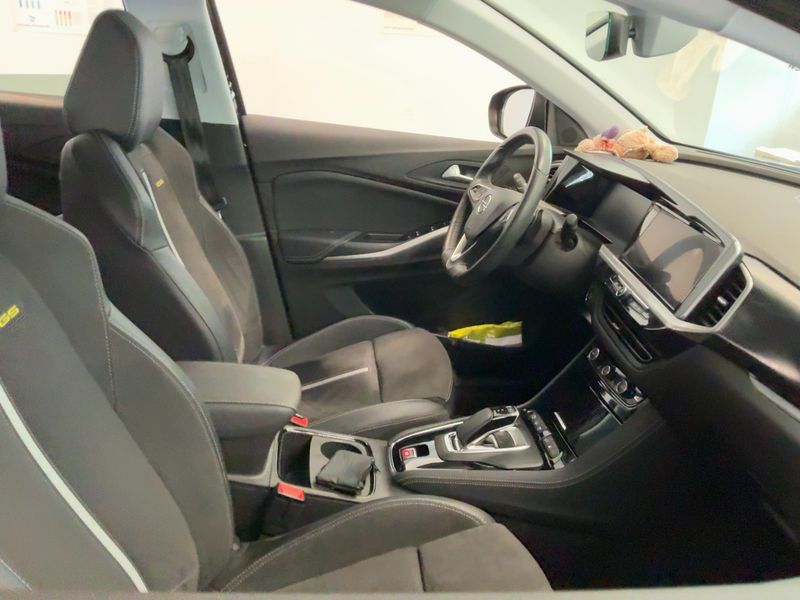 Opel Grandland X 1.6 Plug-in Hybrid 4 GSe — zdjęcie 11