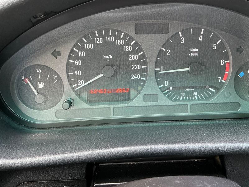 BMW 3er 318i — zdjęcie 13