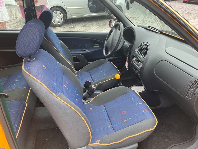 Citroen Saxo 1.1 Tonic II — zdjęcie 3