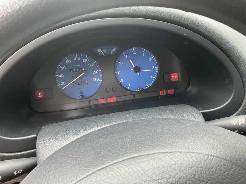 Citroen Saxo 1.1 Tonic II — zdjęcie 4