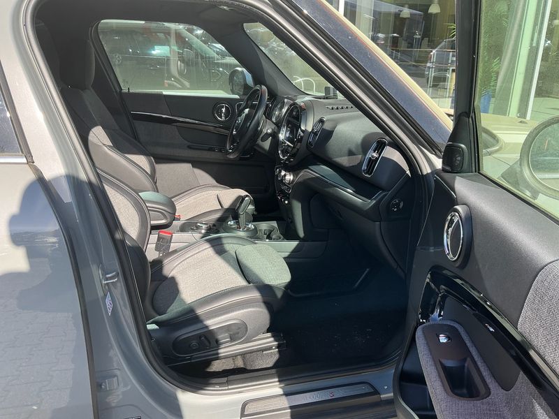 MINI Countryman Cooper SD ALL4 — zdjęcie 11