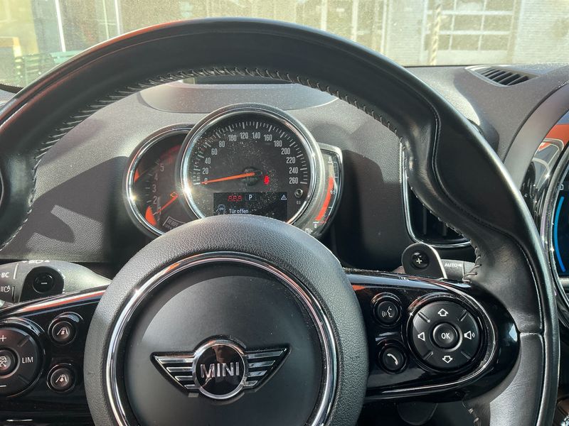 MINI Countryman Cooper SD ALL4 — zdjęcie 13