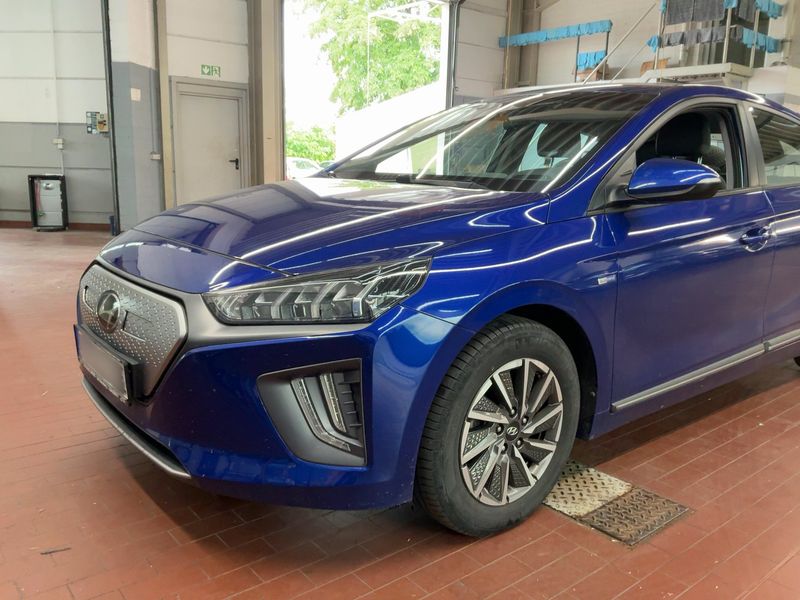 Hyundai IONIQ electric drive 100 kW Trend — zdjęcie 2