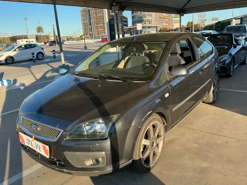 Ford Focus 1.6 Ti-VCT Sport — zdjęcie 1