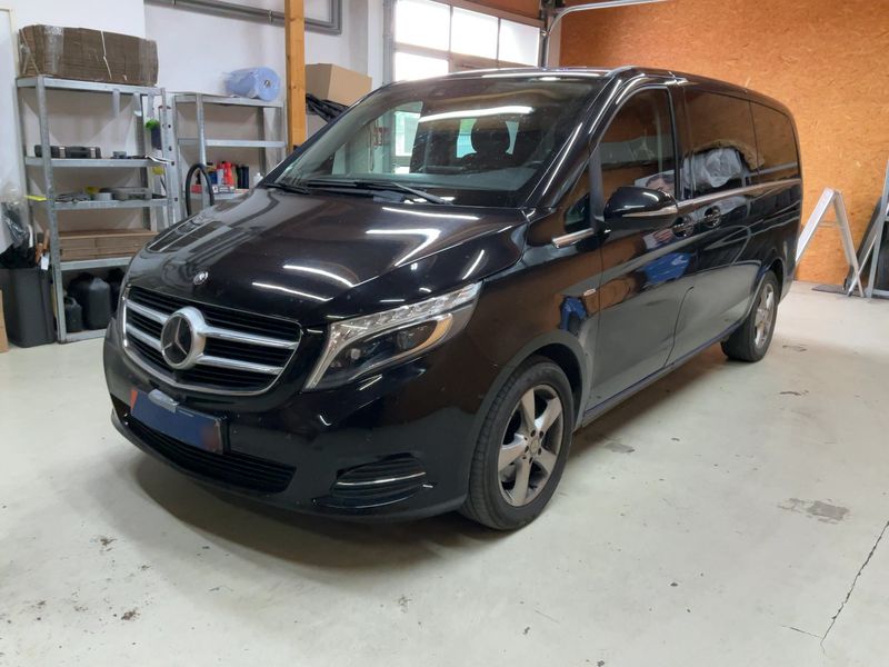 Mercedes-Benz V-Klasse V 250 d lang 4Matic BlueTEC Avantgarde Edition — zdjęcie 1