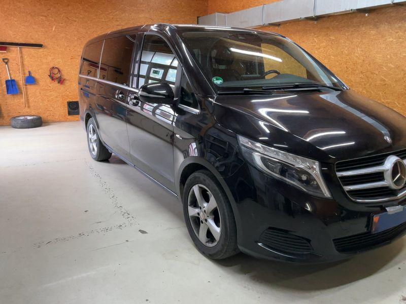 Mercedes-Benz V-Klasse V 250 d lang 4Matic BlueTEC Avantgarde Edition — zdjęcie 8