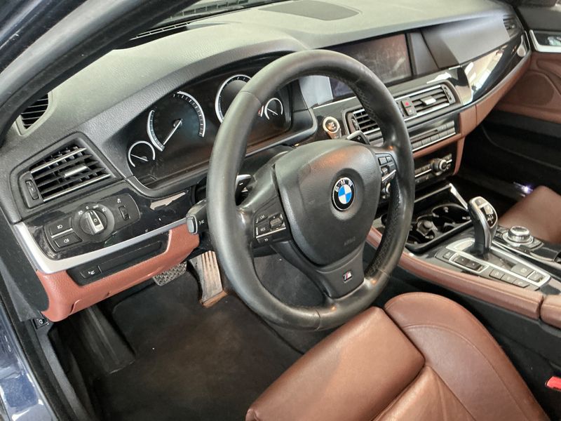 BMW 5er 535i xDrive 2012 – снимка 24