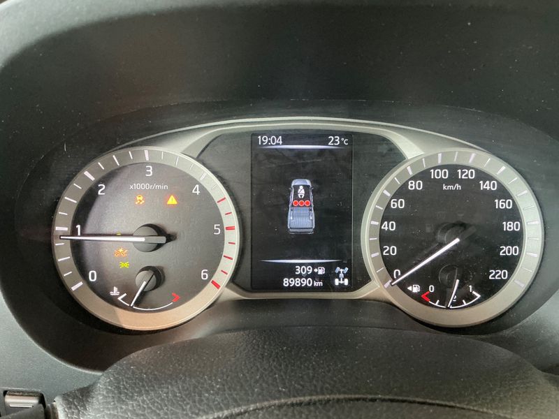 Nissan NP300 Pick-up 2.3 dCi Acenta Double Cab 4x4 — zdjęcie 13