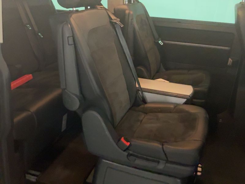Volkswagen T6 Multivan 2.0 TDI Multivan Generation Six 4Motion — zdjęcie 14