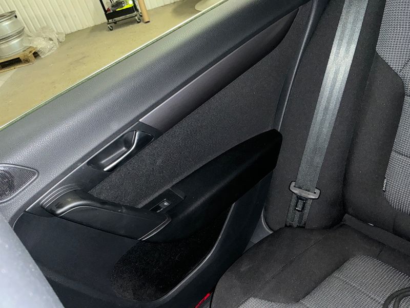 Volkswagen Passat 1.4 TSI Comfortline BlueMotion Tech 2014 – снимка 37