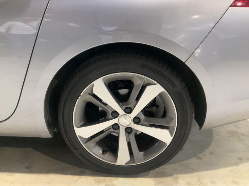Peugeot 308 1.2 PureTech Tech Edition 2019 – снимка 5