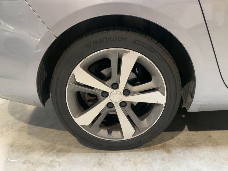 Peugeot 308 1.2 PureTech Tech Edition 2019 – снимка 9
