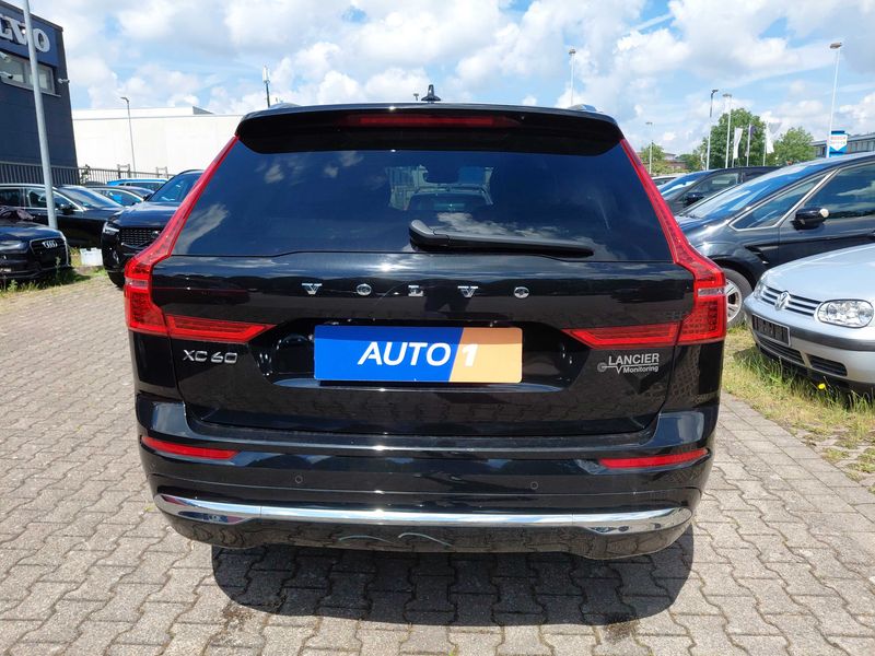 Volvo XC60 2.0 T6 Twin Engine Recharge Plug-in Hybrid Inscription Expression AWD — zdjęcie 4