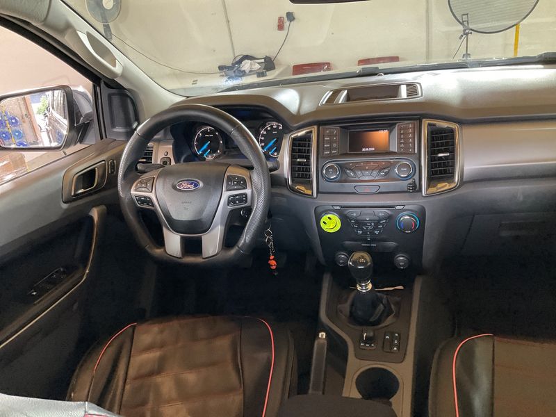 Ford Ranger 2.2 TDCi Doppelkabine 4x4 XLT 2017 – снимка 17