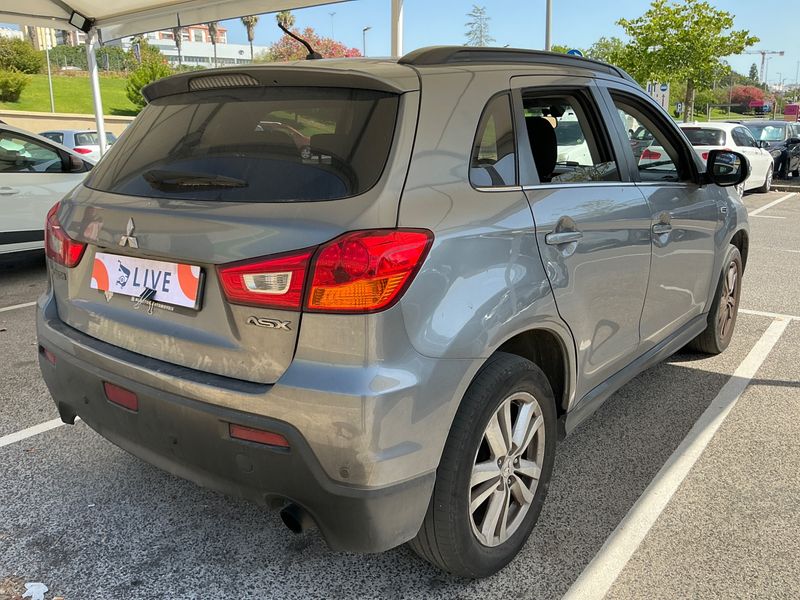 Mitsubishi ASX 1.8 DI-D Intense 2WD — zdjęcie 2