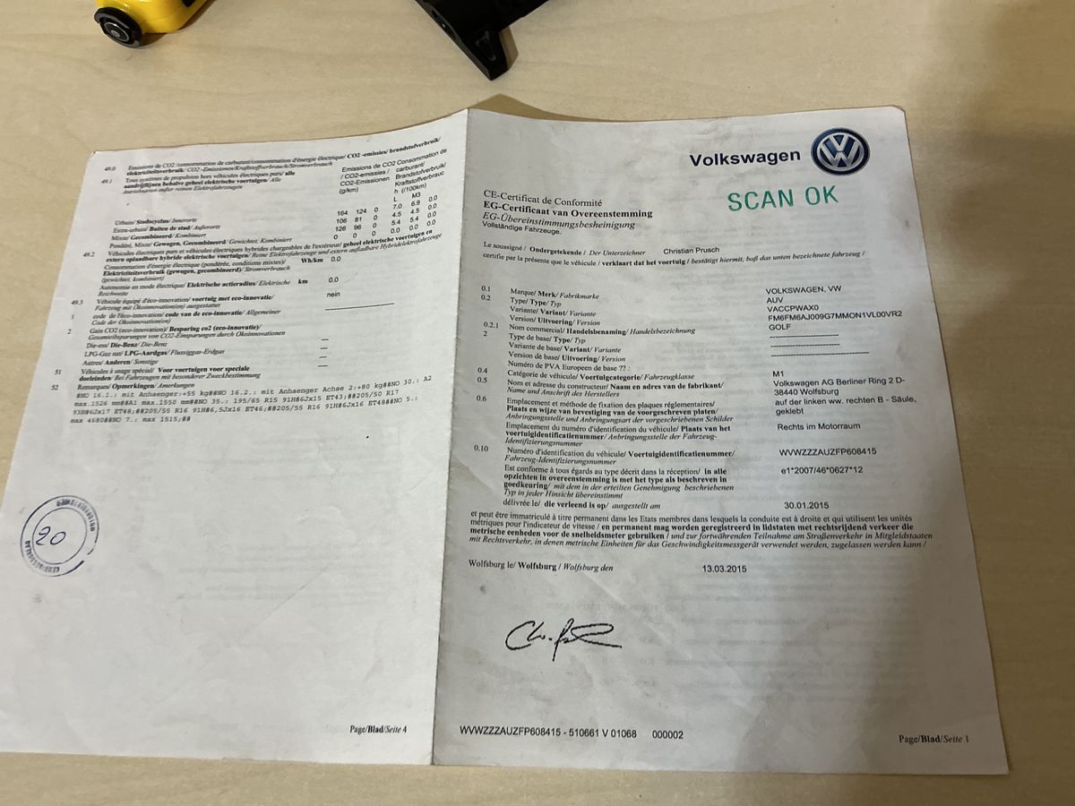 Volkswagen Golf VII 1.4 TGI Trendline BlueMotion