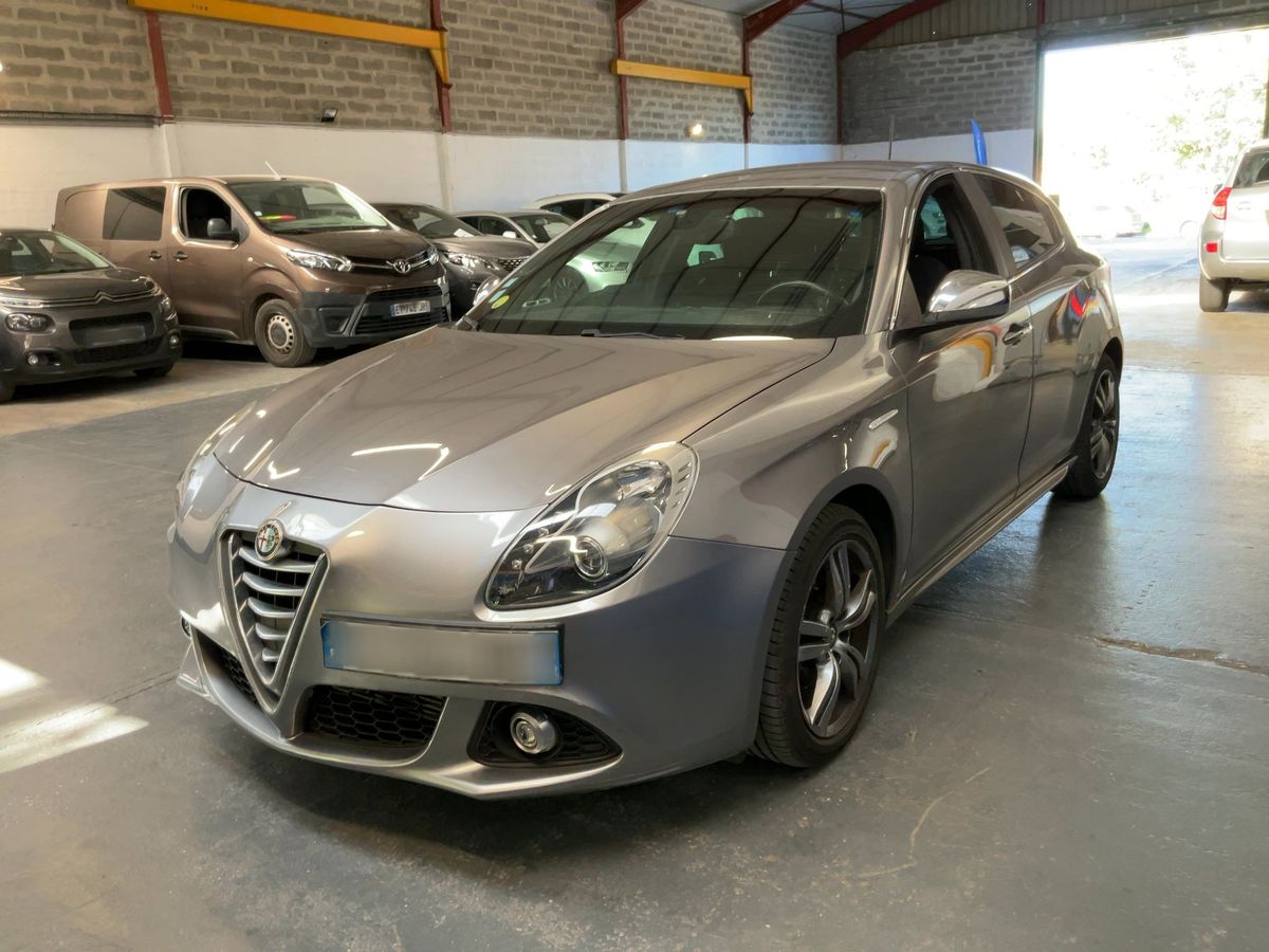 Alfa Romeo 2016