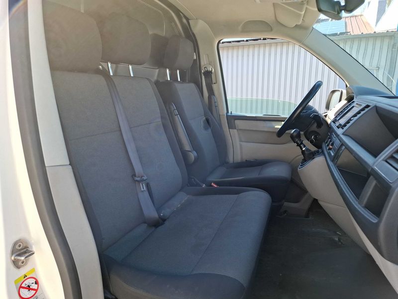 Volkswagen T6 Transporter 2.0 TDI Kasten lang — zdjęcie 10