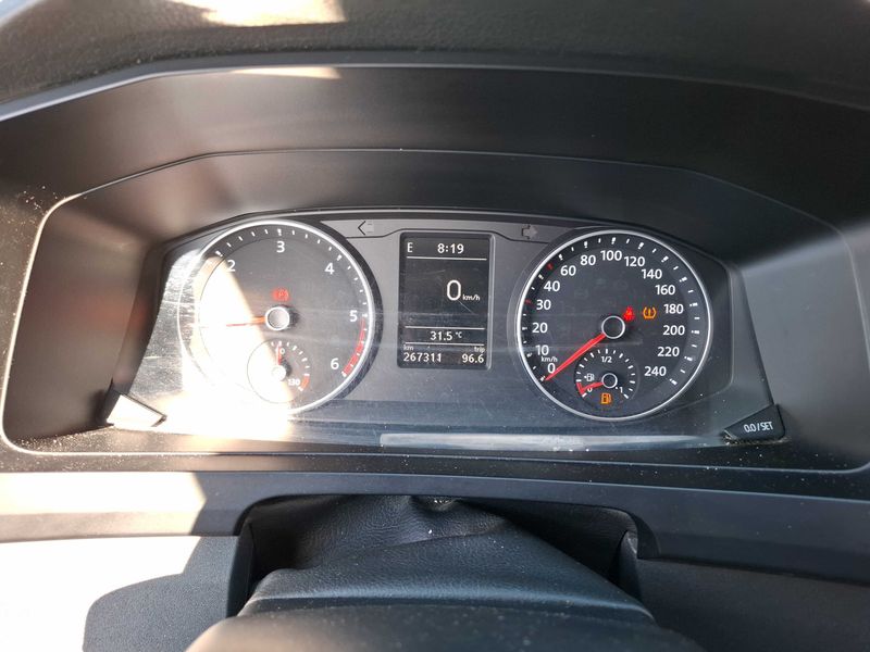 Volkswagen T6 Transporter 2.0 TDI Kasten lang — zdjęcie 12