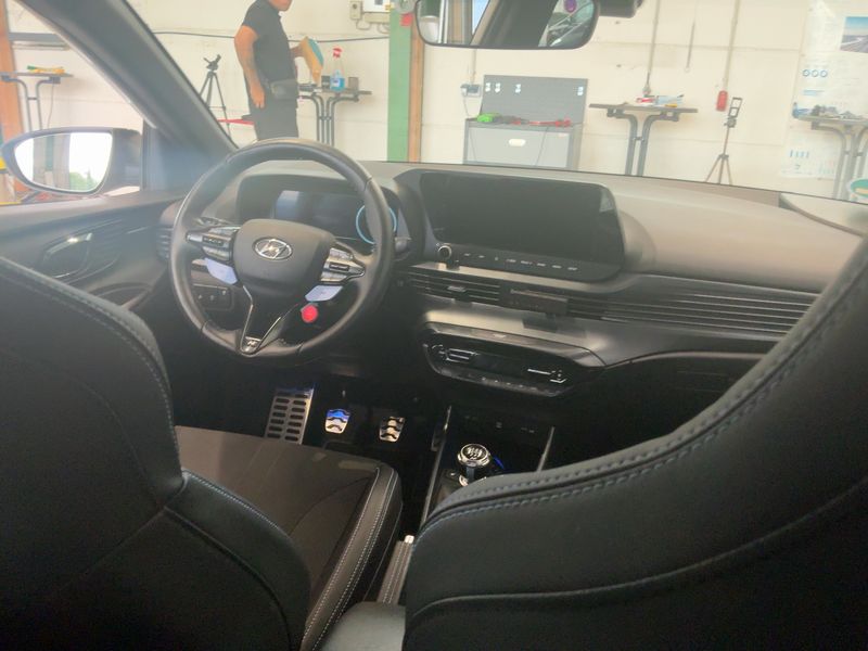 Hyundai i20 1.6 T-GDI N Performance — zdjęcie 12